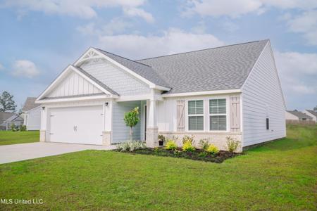 140 Pointe Breeze Way