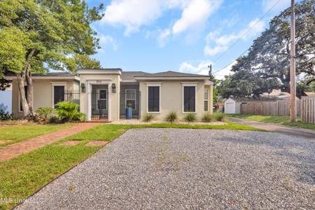 1916 2nd Street