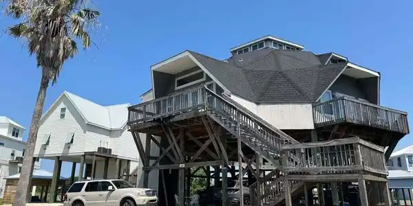 460 Riverview Drive