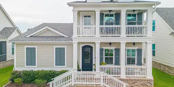 108 Whispering Oaks Drive