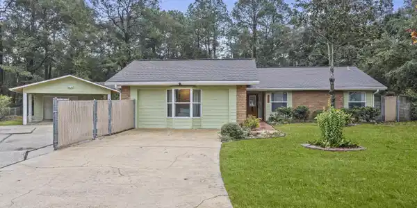 6708 Red Bud Lane
