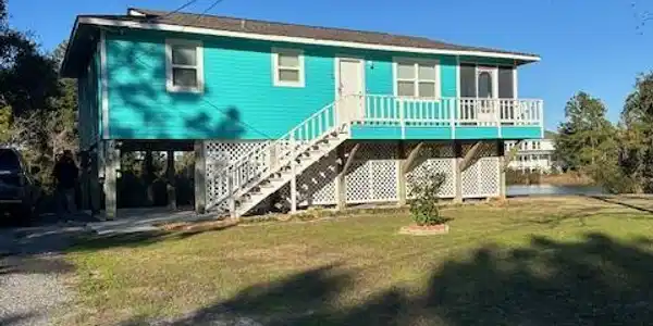 709 Palmetto Cove