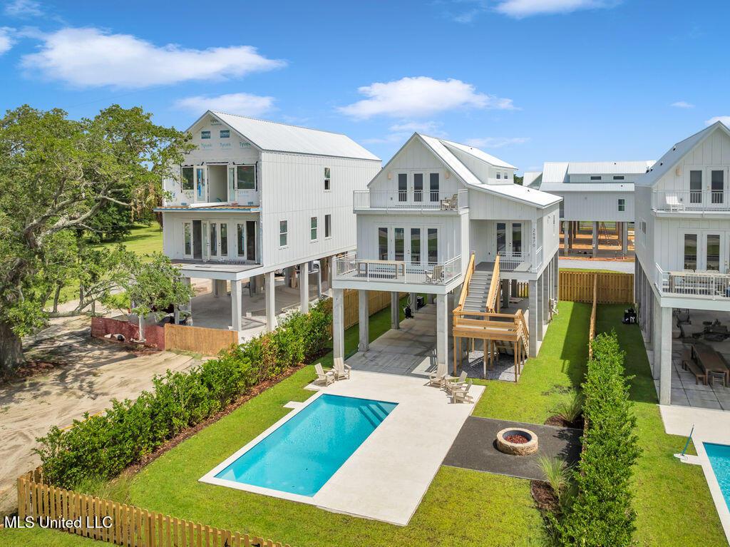 Image 2: 26470WBeachBlvd-14