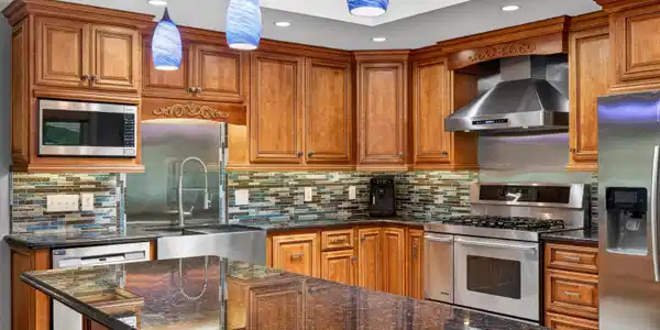 Image 3: 501ForestHillDr.-17