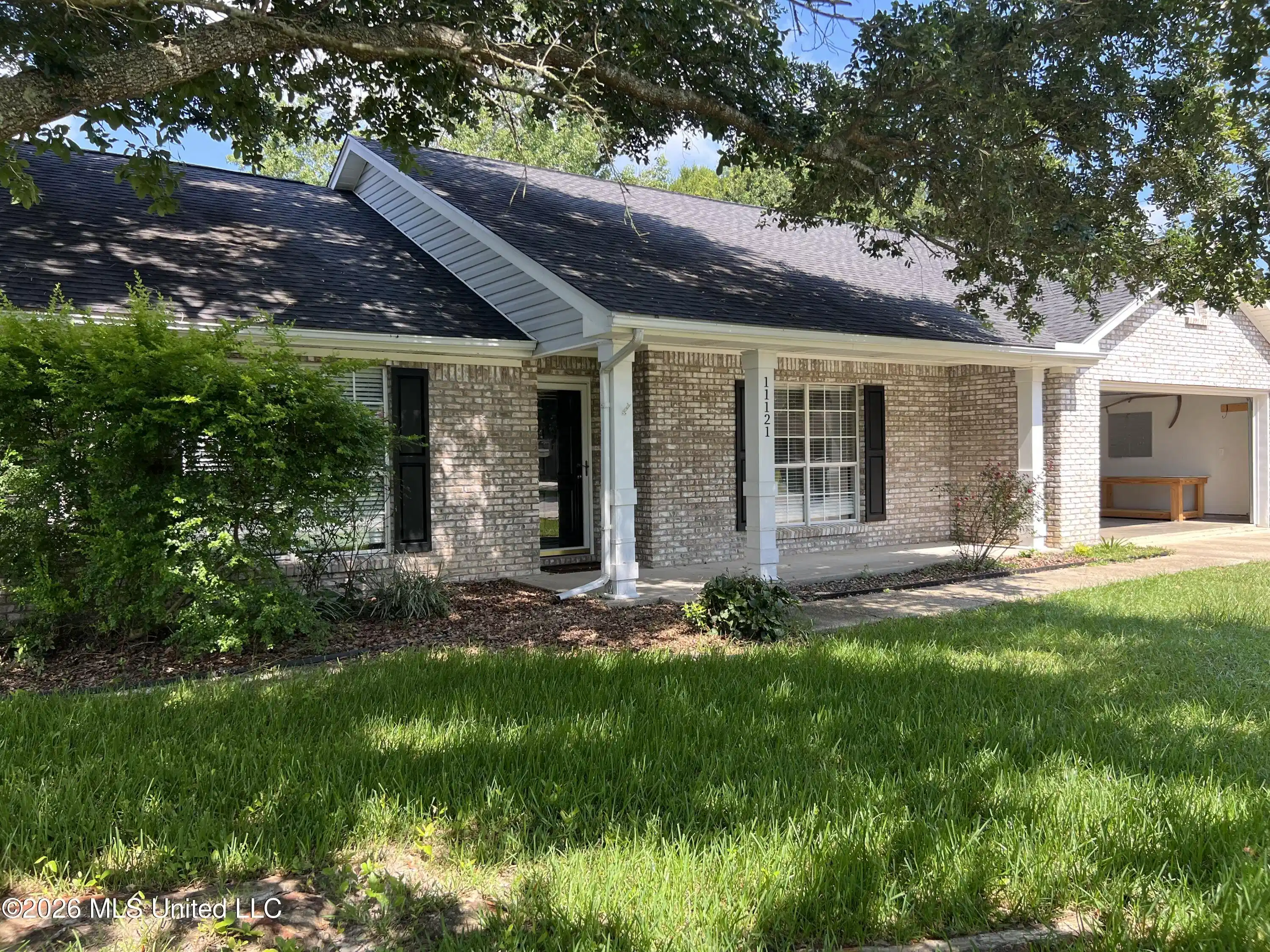 Image 1: Front exterior