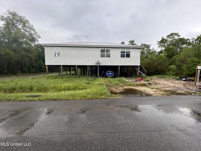 4136 Coral Street