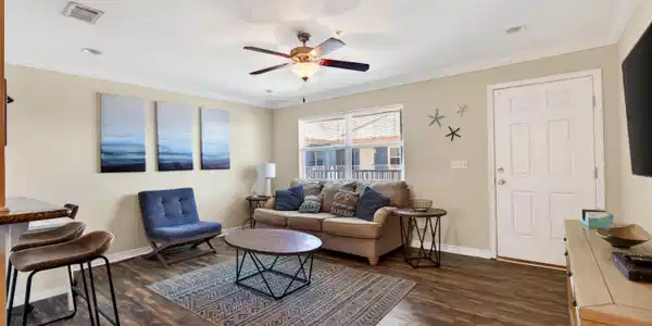 Image 4: 1282Beach#217-3