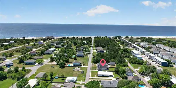 Image 2: 50-048_DJI_0024