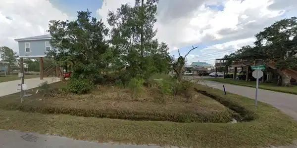 Image 2: 2