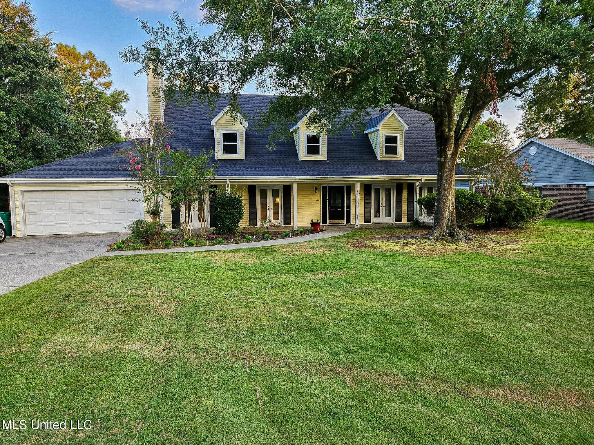 Image 1: Front of home