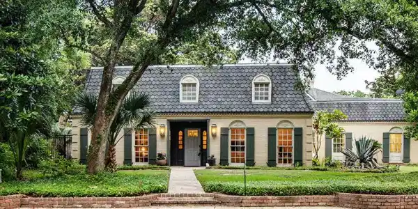 17 Mockingbird Lane