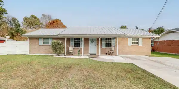 236 Alexander Road