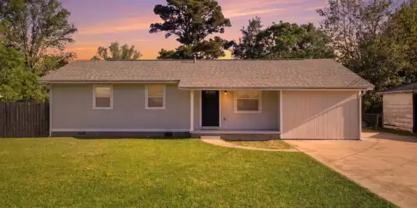 112 Park Lane Drive