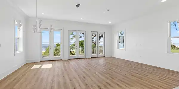Image 3: PalmPointe1-10