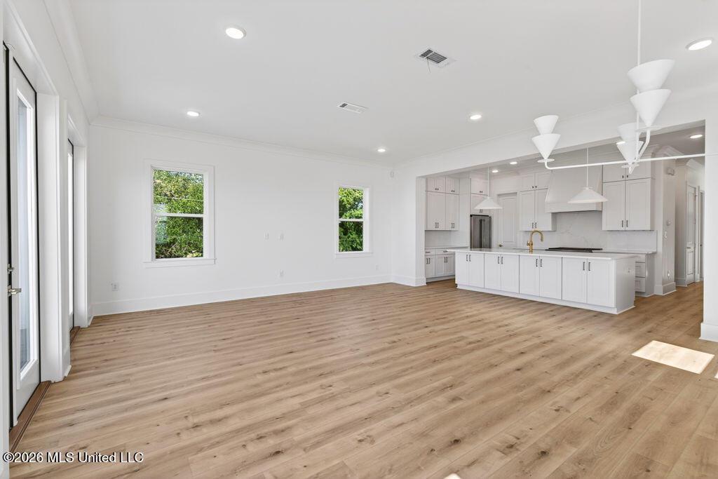Image 4: PalmPointe1-11
