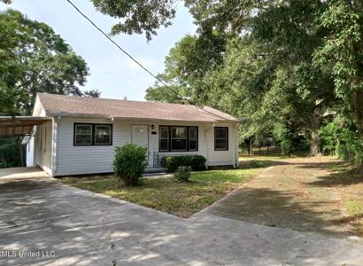 355 Belvedere Circle