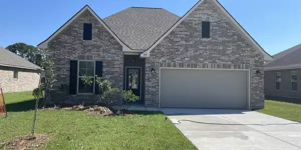 828 Leeward Drive