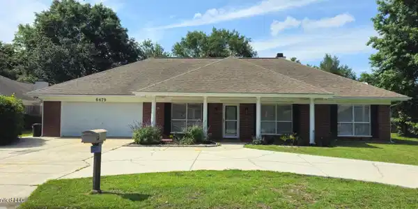 6479 Kalipekona Way