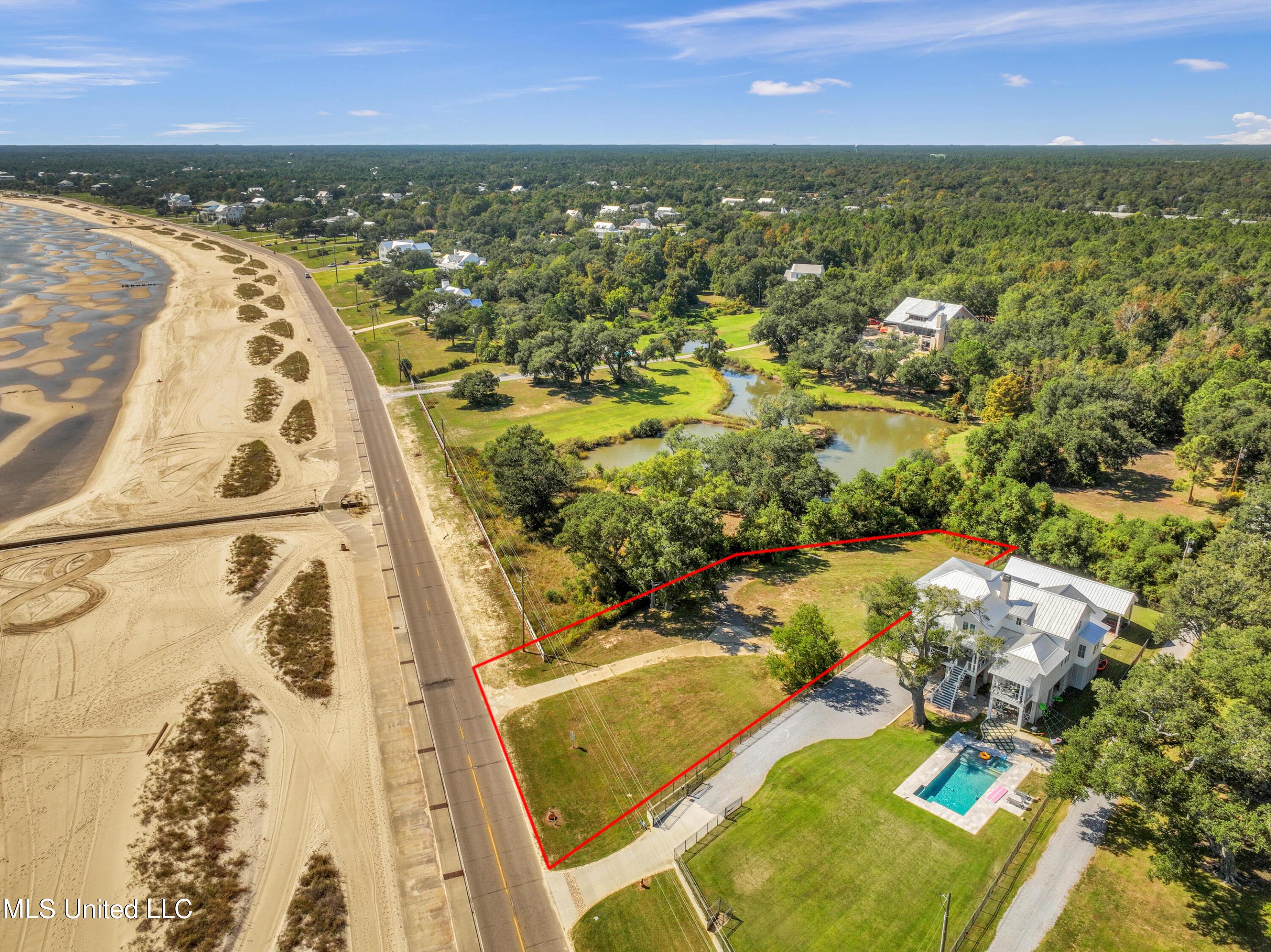 Image 2: 645NBeach-2