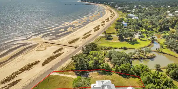 Image 3: 645NBeach-3