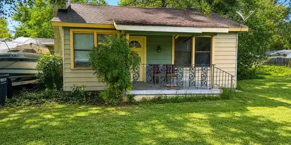 131 Ocean Wave Avenue