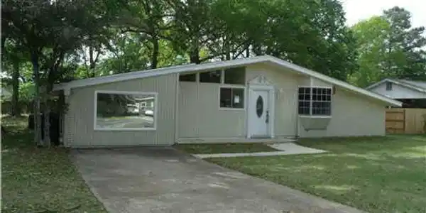 709 Halstead Road