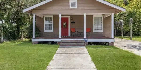448 Diaz Avenue