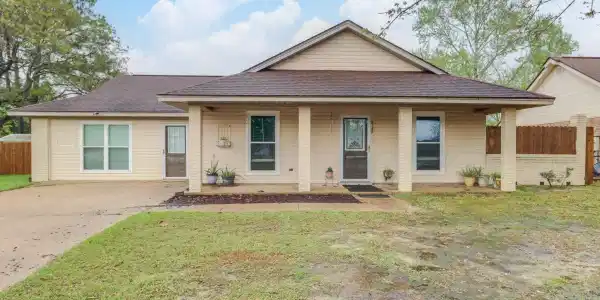 2148 Baywood Drive