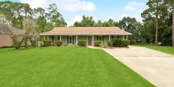557 Royal Oak Drive