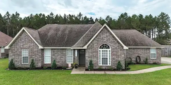 3122 Village Circle