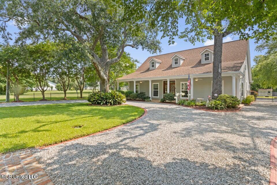 Image 3: 112 Bienville 3