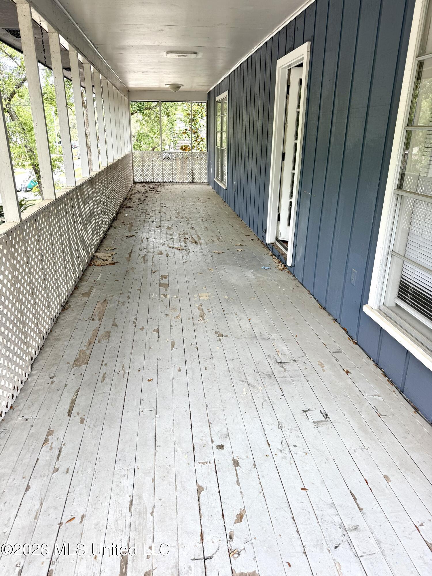 Image 3: 8824 Mermaid Ave Balcony 2