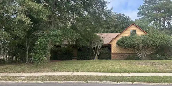 119 Reynolds Circle