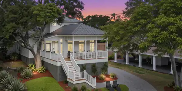 415 E Beach Drive