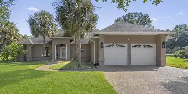 416 Inverness Court