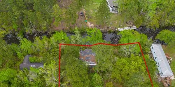 Image 3: 11308 Lake Dr.