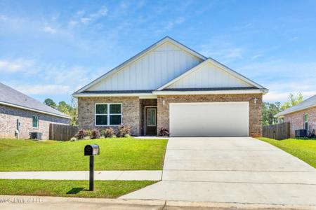 724 Waters View Drive