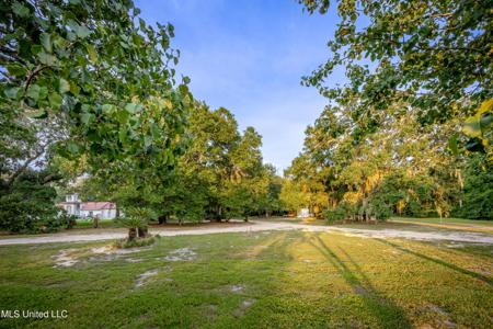 Lot 6 Pointe Aux Chenes