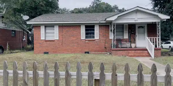 3207 Small Street