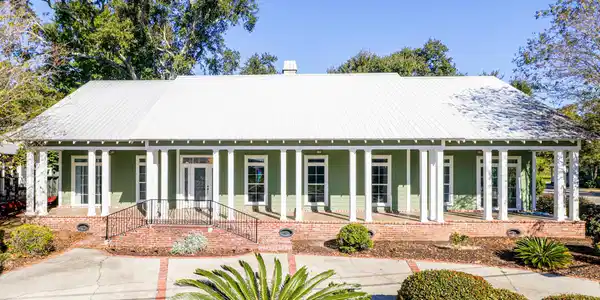 606 2nd Street