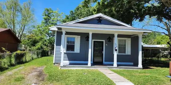 377 Magnolia Street