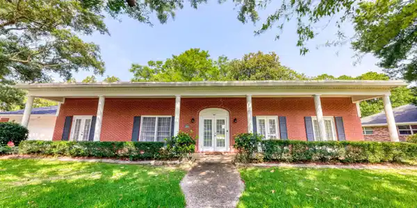 109 Saint Andrews Drive