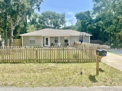 900 Orange Street