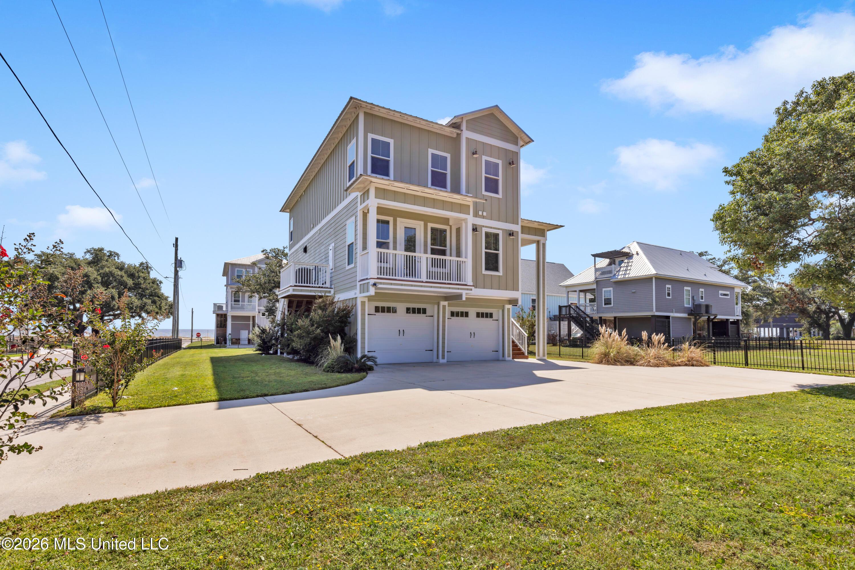Image 2: 112JeffersonDavisAve-6