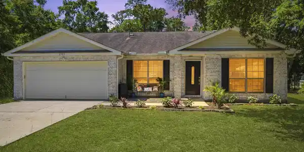 2505 Shelby Lane