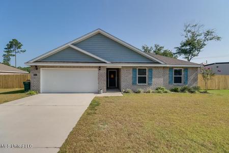8912 Palmetto Drive