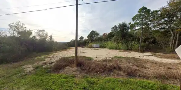 Image 2: 2