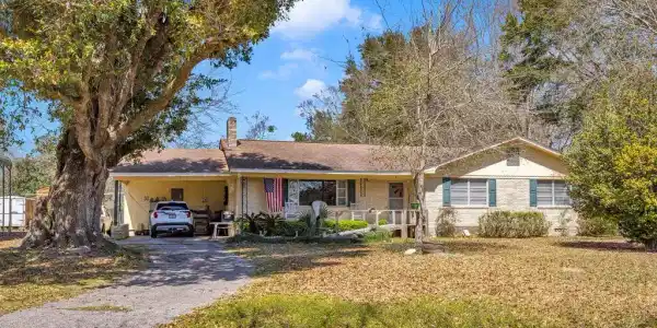 15900 Van Eaton Circle