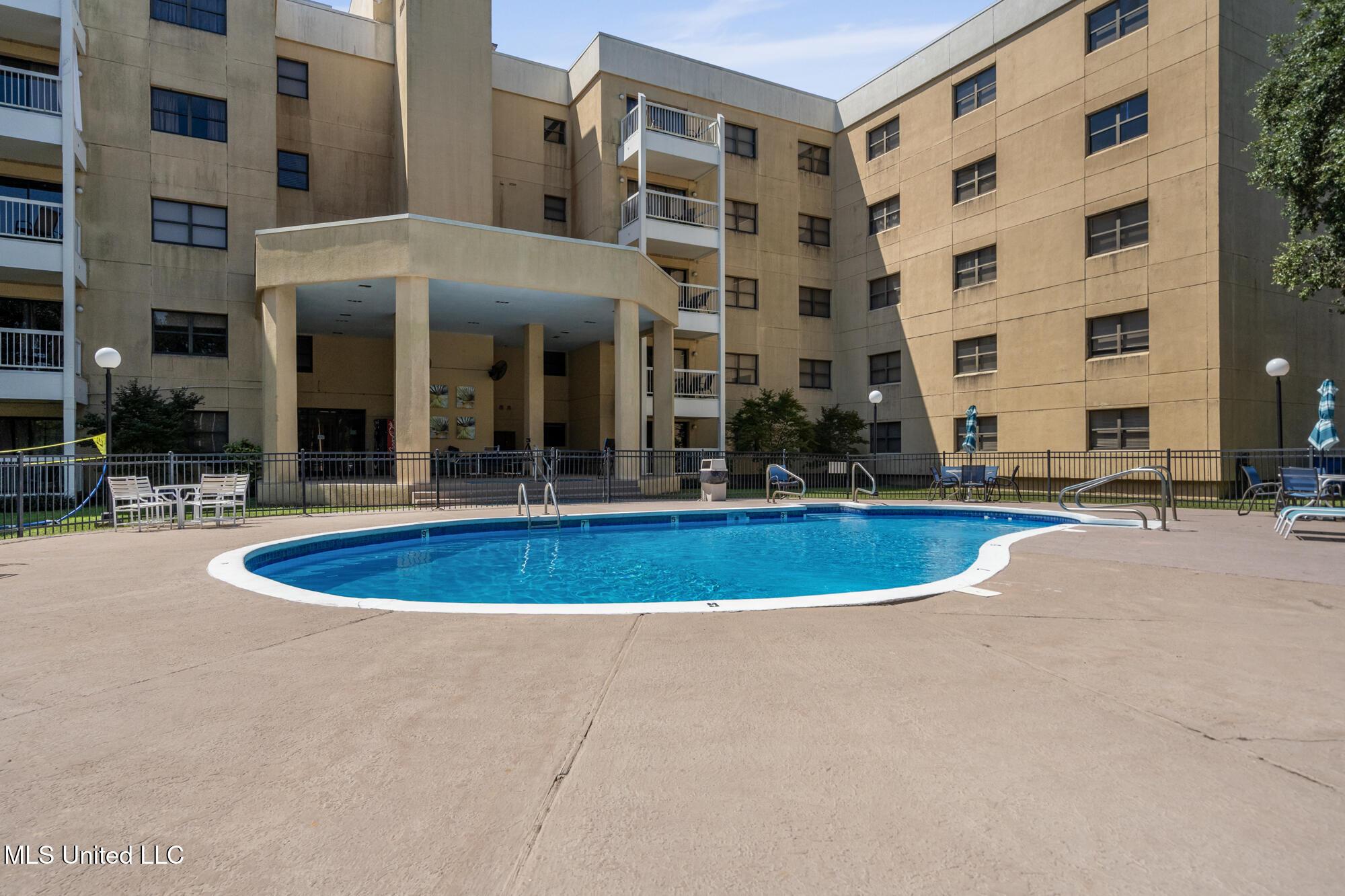 Image 1: Exterior of Complex