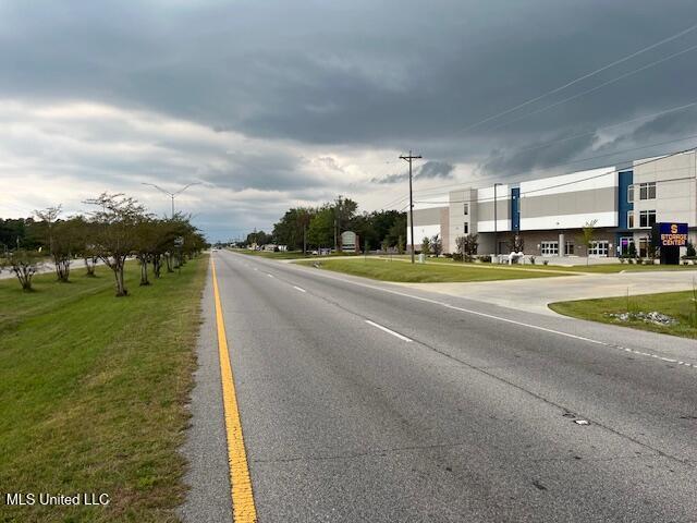 Image 3: Hwy 90 W View